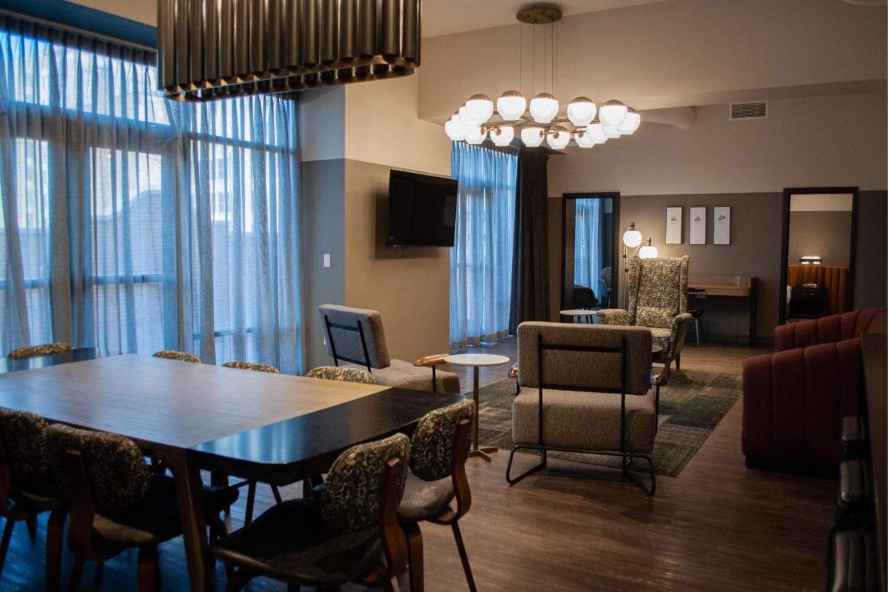 Cyrus Hotel, Topeka, A Tribute Portfolio Hotel Екстер'єр фото