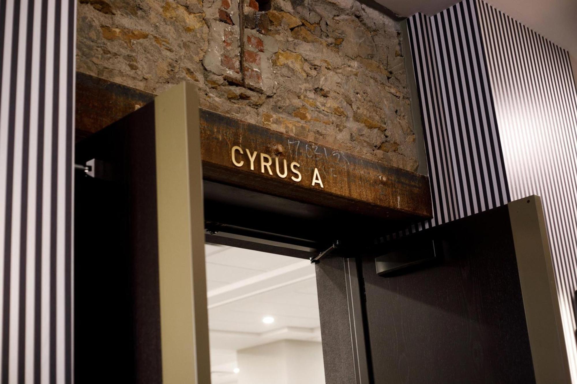 Cyrus Hotel, Topeka, A Tribute Portfolio Hotel Екстер'єр фото